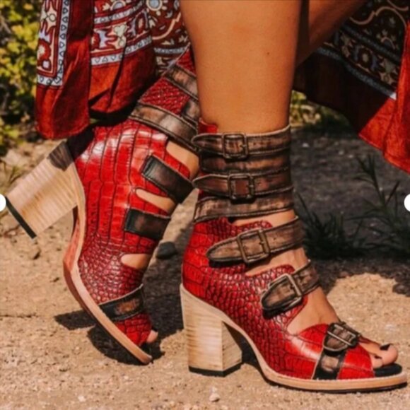New Freebird by Steven Womens Bond Western Leather Sandal Boot Red Croc size 9 - Picture 2 of 14